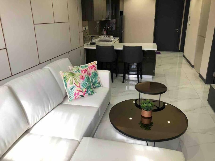8 Kia Peng Residences By Stayhere Kuala Lumpur Bagian luar foto